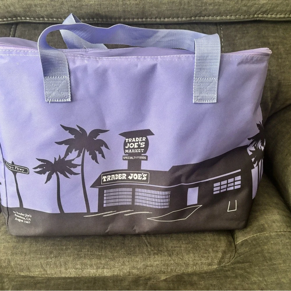 Trader Joe’s Purple Reusable Insulated Tote Bag - Large Size - used 1 time. - Picture 2 of 2